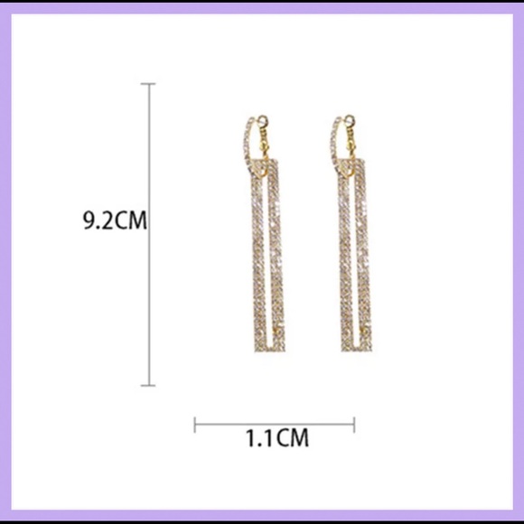 ✨HOST PICK✨Gold Rhinestone Earrings✨ - Picture 4 of 4